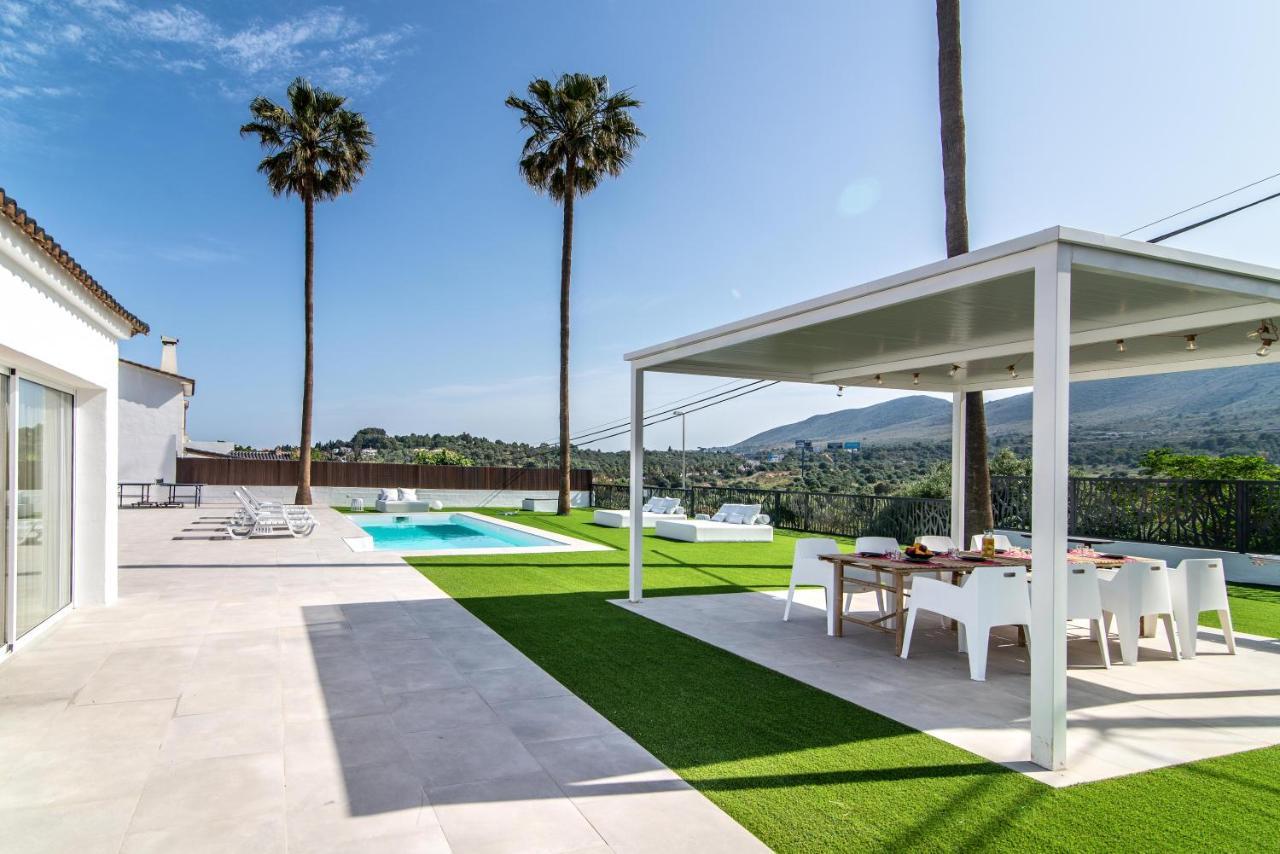 Palm Tree Villa - 5Bdr Paradise Pool / Chill Out Beds Torremolinos Exterior photo