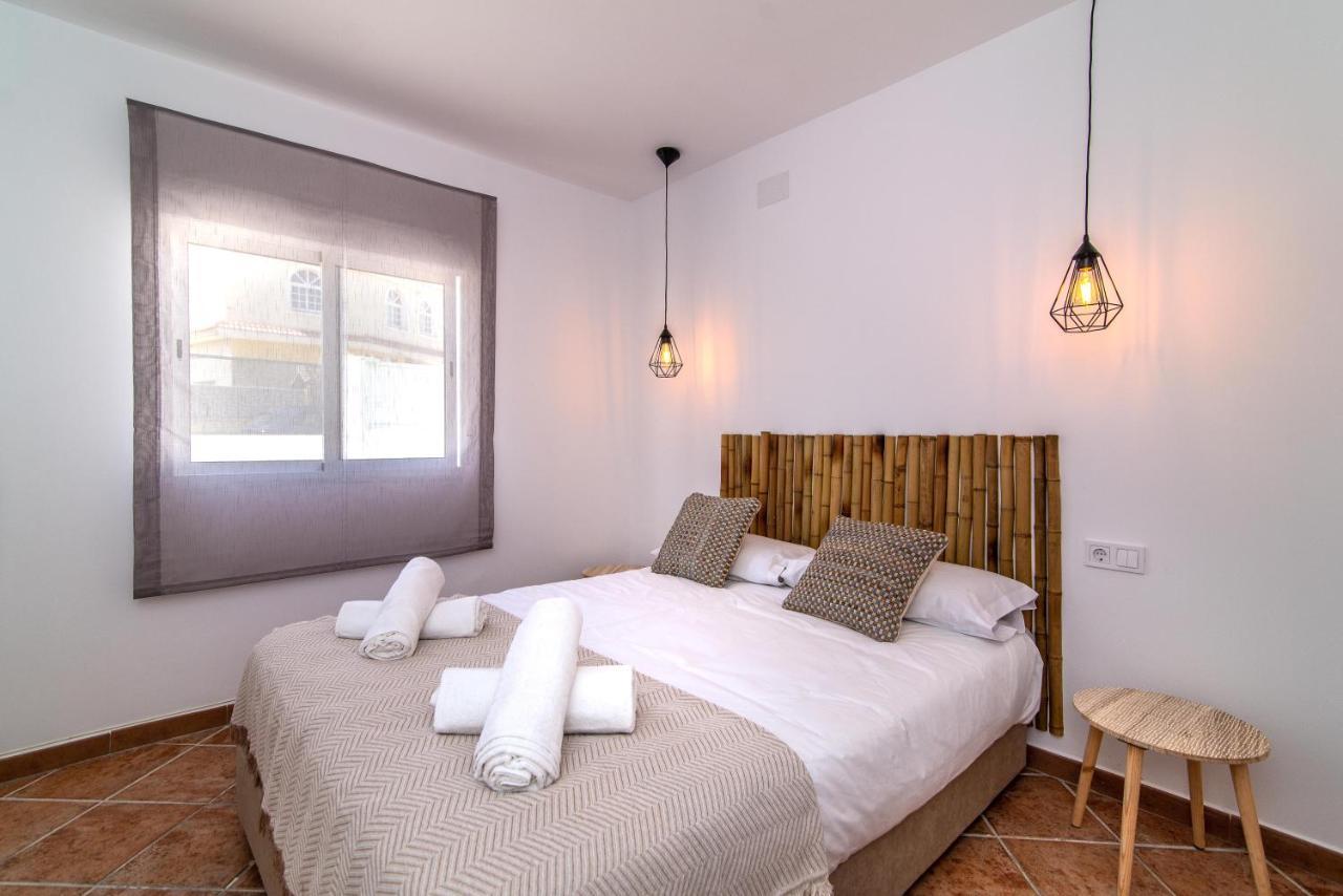 Palm Tree Villa - 5Bdr Paradise Pool / Chill Out Beds Torremolinos Exterior photo